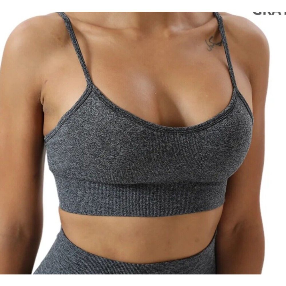 PRO-FIT Women's Gray Seamless Padded Active Wear Work Out Sports Bra Size Medium